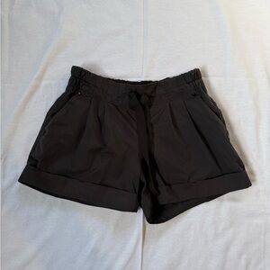 lululemon Women's Athletic workout spring break away shorts 3”